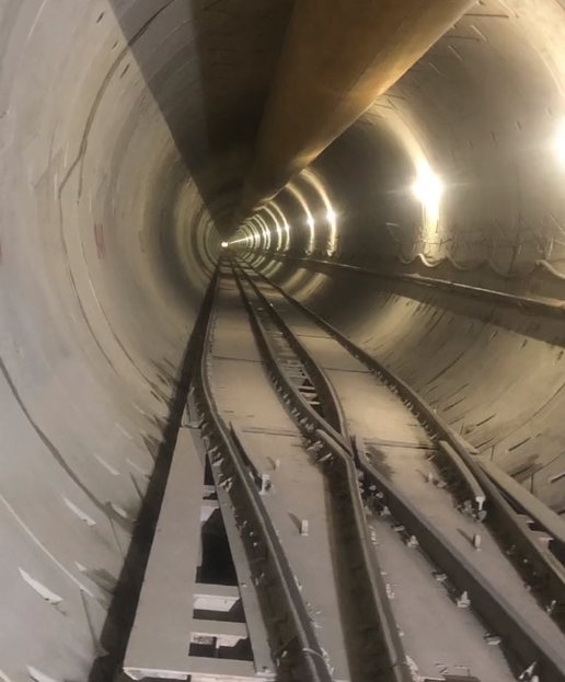 马尾TBM工法隧道施工错车移动式平台